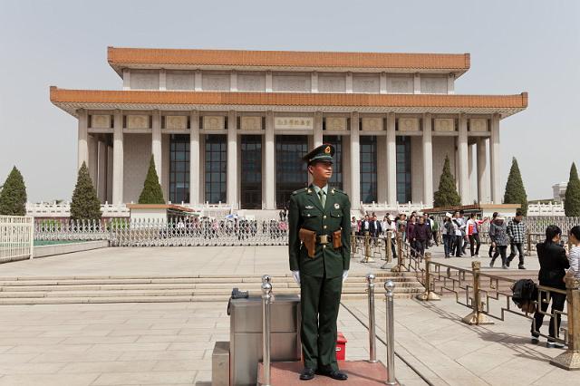 011 Beijing, tiananmen plein.jpg